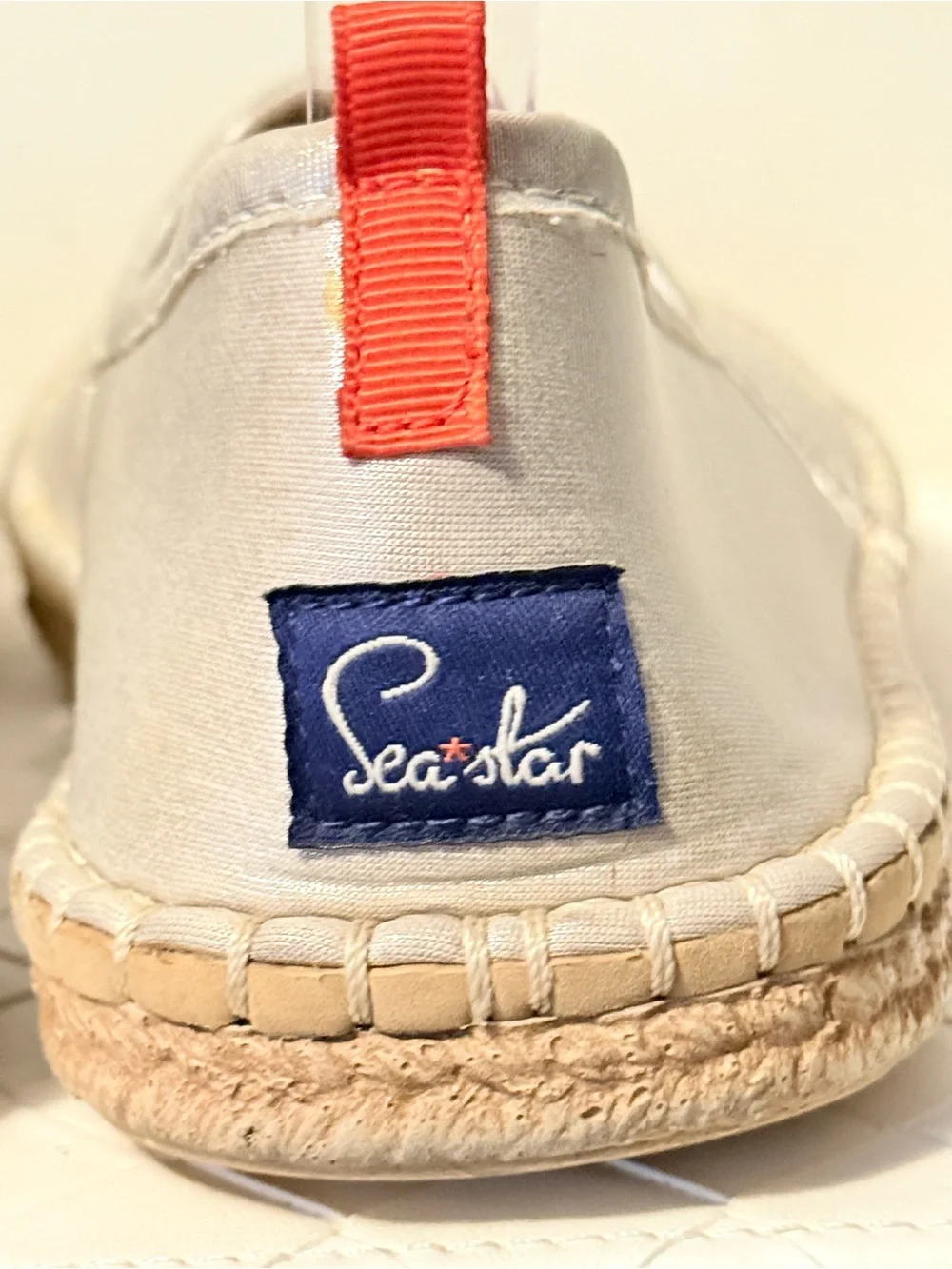 Sea Star Beachwear Beachcomber Espadrille Shimmer Champagne Water Shoes 8 w/box
